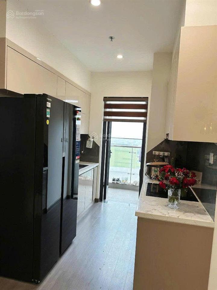 Bán lỗ căn 3pn  75m2, 5 tỷ 660, đủ nội thất (chính chủ) khu cao cấp vinhomes smart city