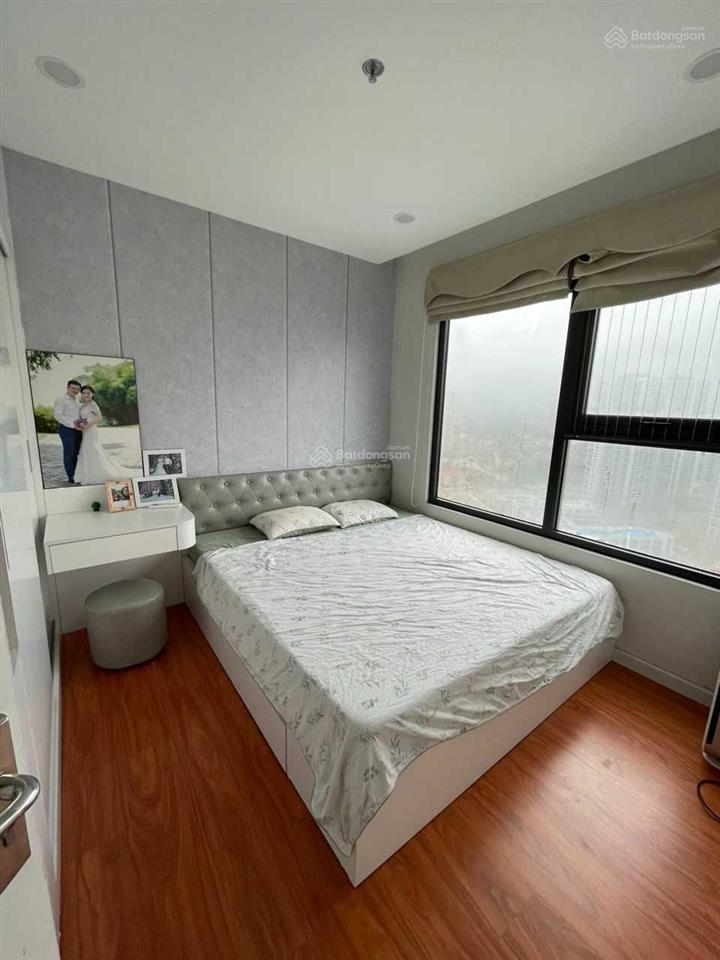 Mình chính chủ cần bán căn 2pn + 1, 63.1m2  4 tỷ 680 vinhomes smart city