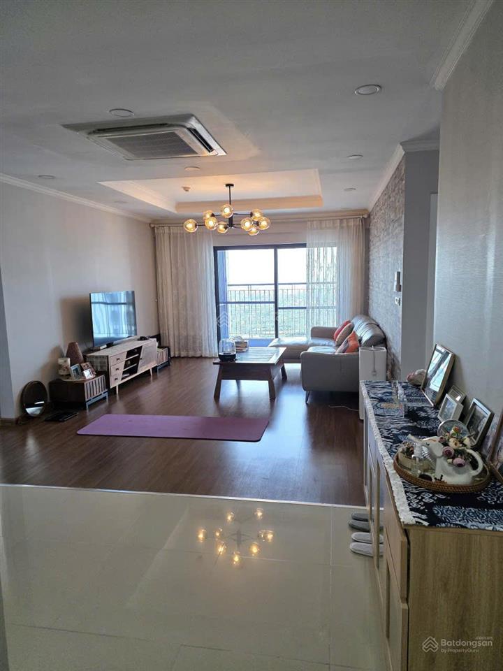 Chính chủ bán căn 3pn, dt 129,4m², tòa r1, goldmark city hồ tùng mậu, nhà mới, đẹp, giá tốt!