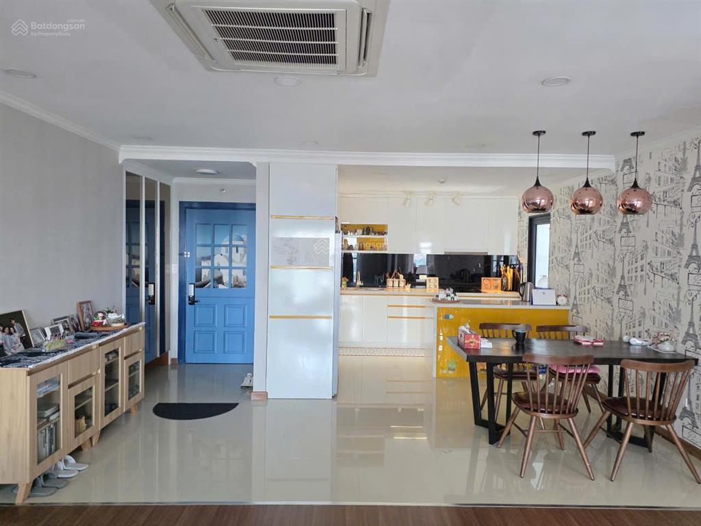 Chính chủ bán căn 3pn, dt 129,4m², tòa r1, goldmark city hồ tùng mậu, nhà mới, đẹp, giá tốt!