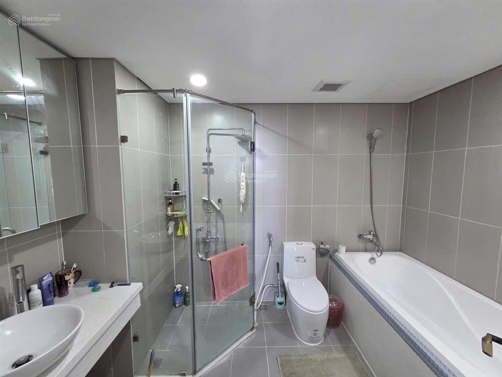 Chính chủ bán căn 3pn, dt 129,4m², tòa r1, goldmark city hồ tùng mậu, nhà mới, đẹp, giá tốt!