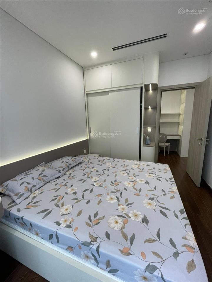 Bán gấp căn 1n + 43m2, 2 tỷ 630 view bể bơi, full nội thất tại tòa sa, smart city tây mỗ.