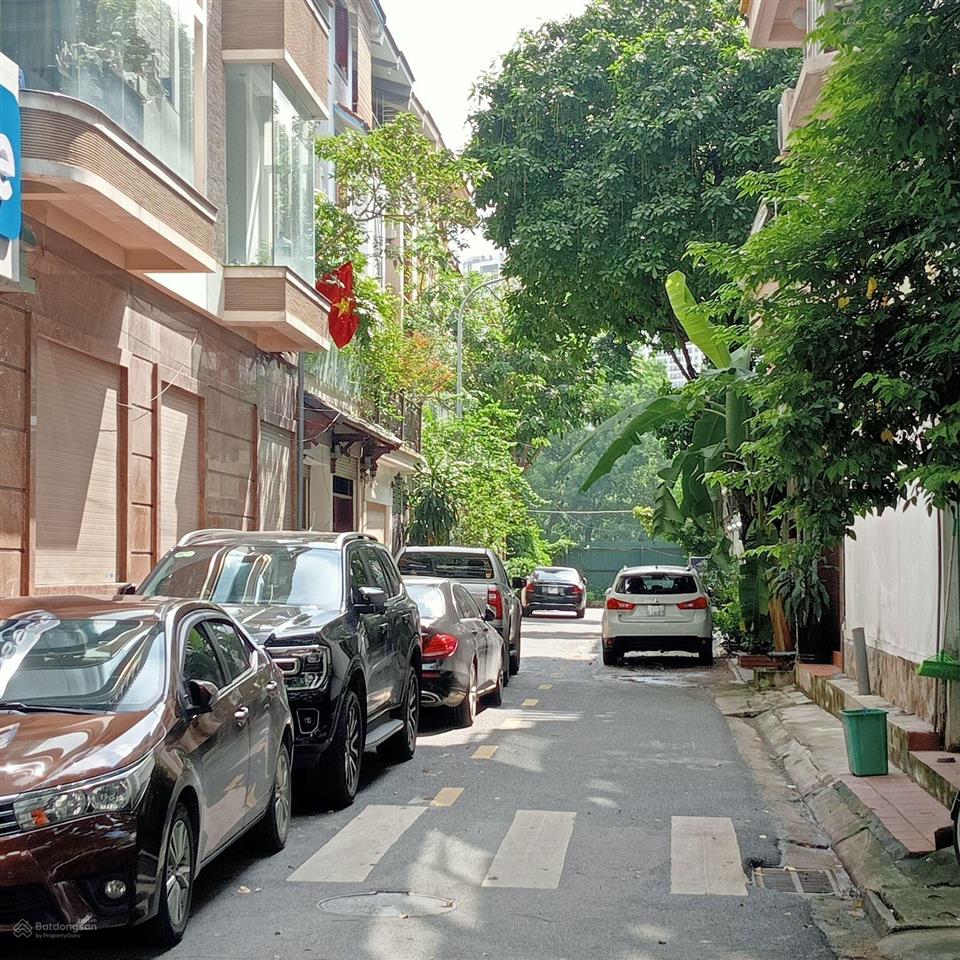 Chính chủ cần bán nhà đất mặt tiền ngõ khu phân lô dịch vọng cầu giấy dt 128 m2 giá 75 tỷ