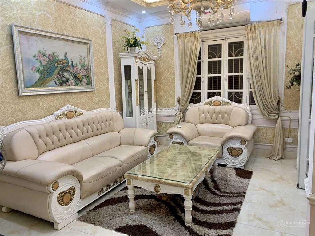 Bán gấp căn nhà phân lô vip phường vĩnh phúc. khu 72ha ba đình 45/52 m2 xây mới 9 tầng giá 32,9 tỷ