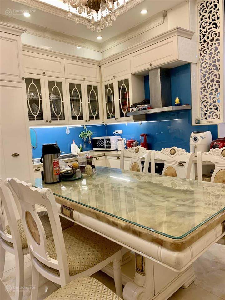 Bán gấp căn nhà phân lô vip phường vĩnh phúc. khu 72ha ba đình 45/52 m2 xây mới 9 tầng giá 32,9 tỷ