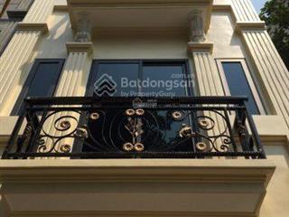 Bán gấp căn nhà phân lô vip vĩnh phúc. khu 72ha ba đình dt 50 m2 xây mới 9 t giá bán 28 tỷ