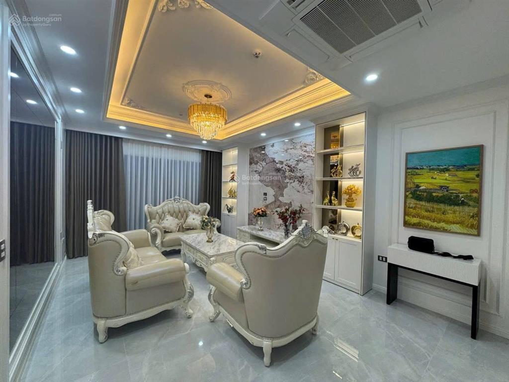 Bán gấp căn nhà phân lô vip phường vĩnh phúc. khu 72ha ba đình 45/52 m2 xây mới 9 tầng giá 32,9 tỷ