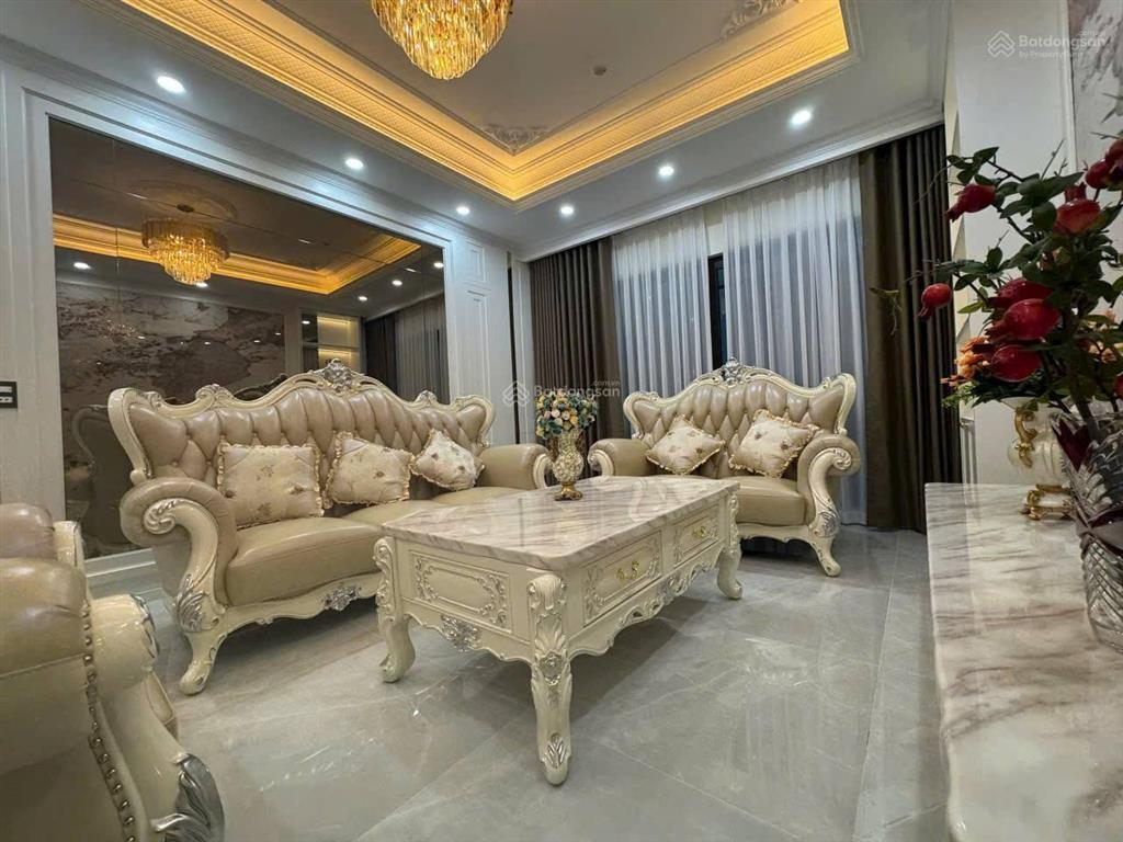Bán gấp căn nhà phân lô vip phường vĩnh phúc. khu 72ha ba đình 45/52 m2 xây mới 9 tầng giá 32,9 tỷ
