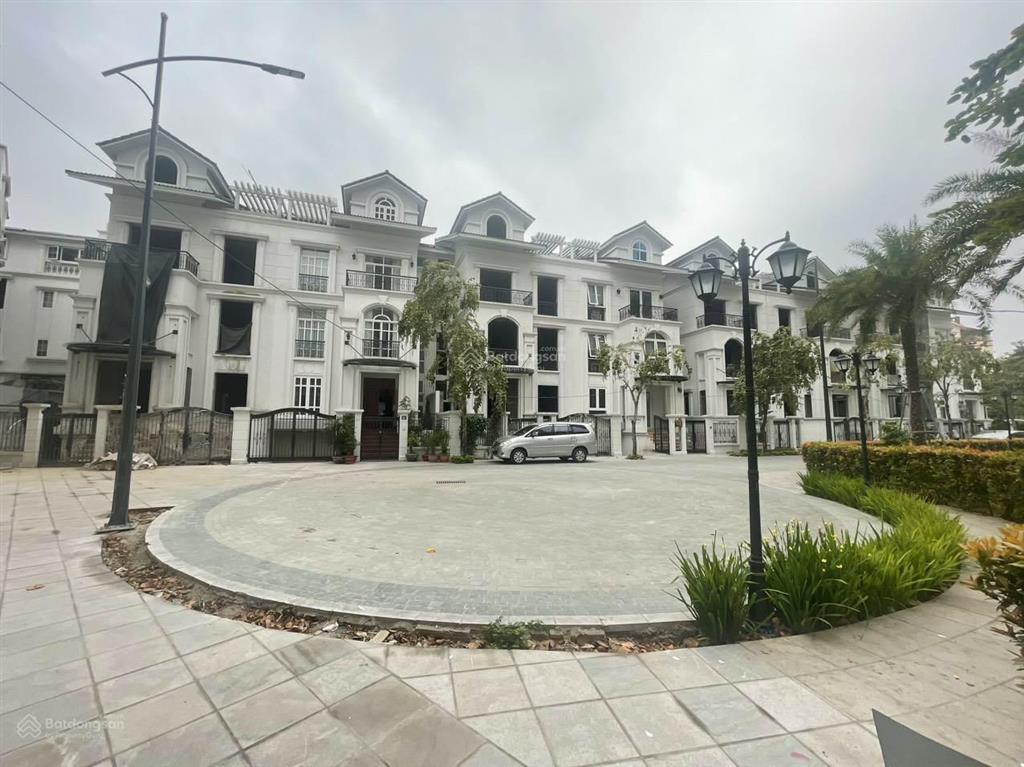 Bán nhà shophouse tôn thất thuyết, dịch vọng hậu, cầu giấy, diện tích 120 m2 x 7 tầng giá 56 tỷ