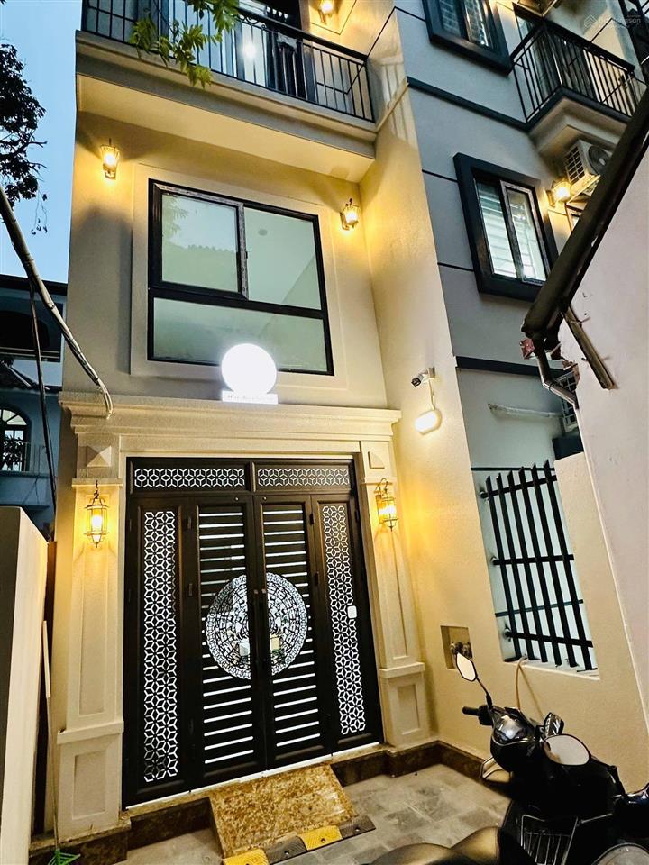 Bán nhà mới 7 tầng thang máy phạm tuấn tài hoàng quốc việt cầu giấy. dt 68m², giá 25,8 tỷ