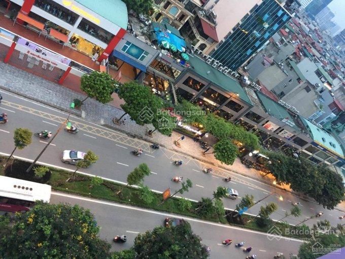 Mảnh đất kim cương phố xã đàn  diện tích 448m2  lô góc 3 mặt tiền 11.25m. giá 315 tỷ