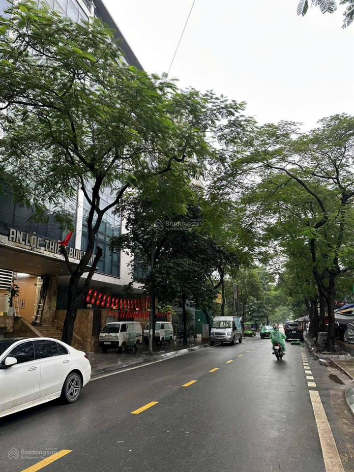 Bán gấp mảnh đất mặt tiền phố khúc thừa dụ  trương công giai, dịch vọng, cầu giấy dt 128m2 75 tỷ