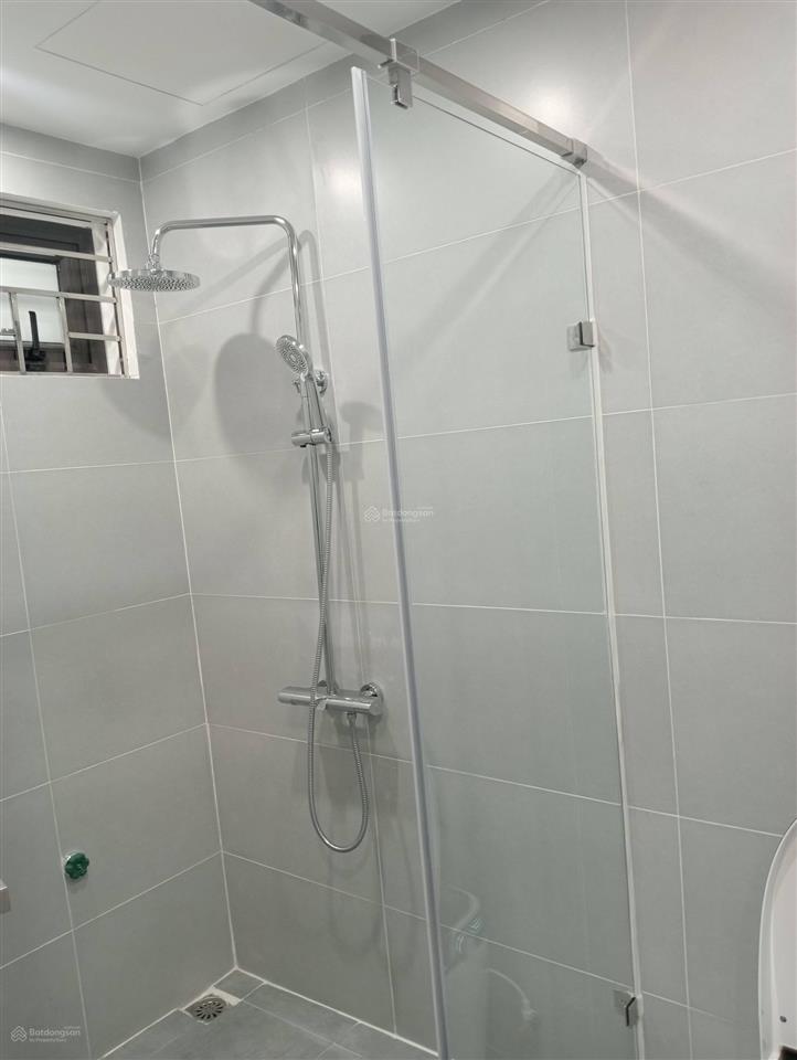 Bán nhà plô phùng chí kiên hoàng quốc việt. phường nghĩa đô. cầu giấy dt 60m giá bán 29 tỷ vnđ