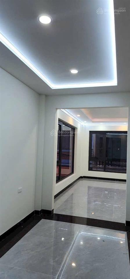 Gia đình em cần bán gấp căn nhà sát phố nguyễn trãi thanh xuân hà nội. diện tích 56/75 m2 29 tỷ