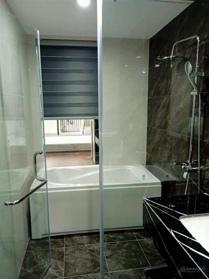 Gia đình em cần bán gấp căn nhà sát phố nguyễn trãi thanh xuân hà nội. diện tích 56/75 m2 29 tỷ