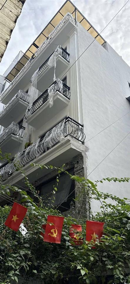 Bán nhà riêng tại đường nguyễn thị định, giá cực chất chỉ với 18 tỷ, 48m2, 6 tầng
