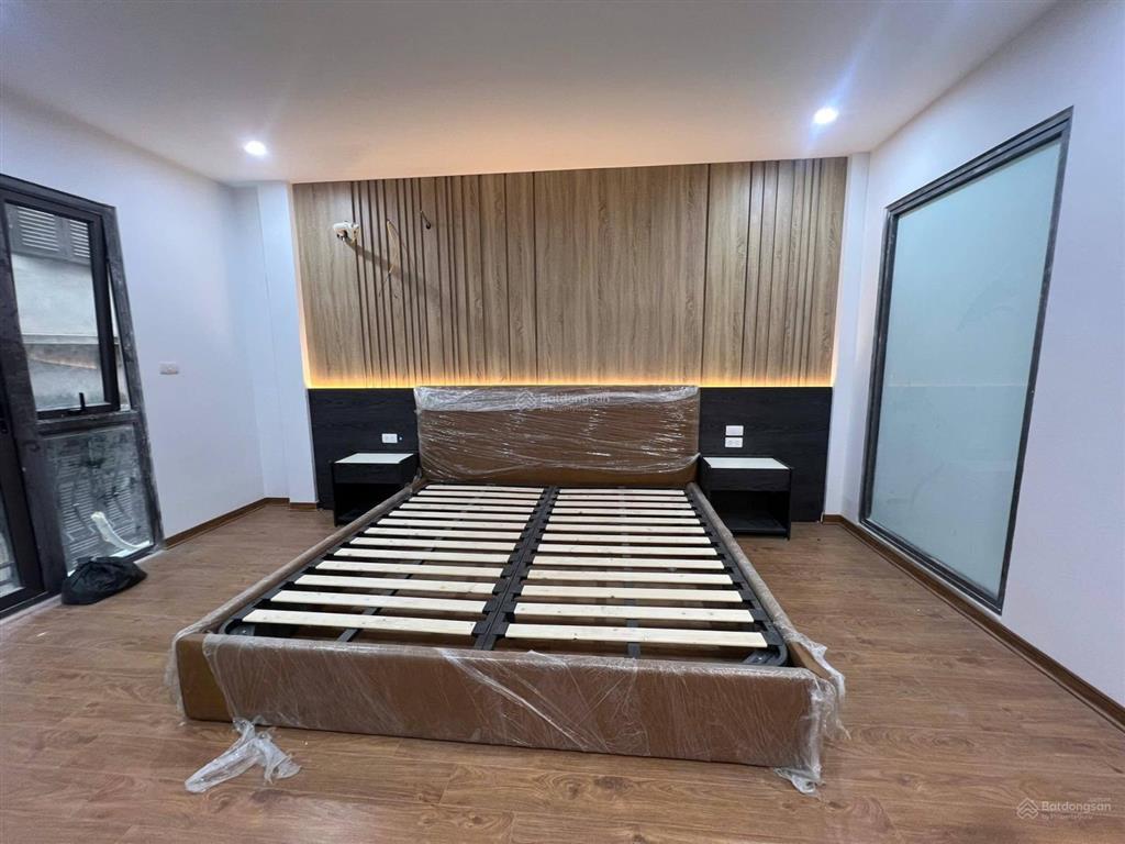 Bán nhà riêng tại đường nguyễn thị định, giá cực chất chỉ với 18 tỷ, 48m2, 6 tầng