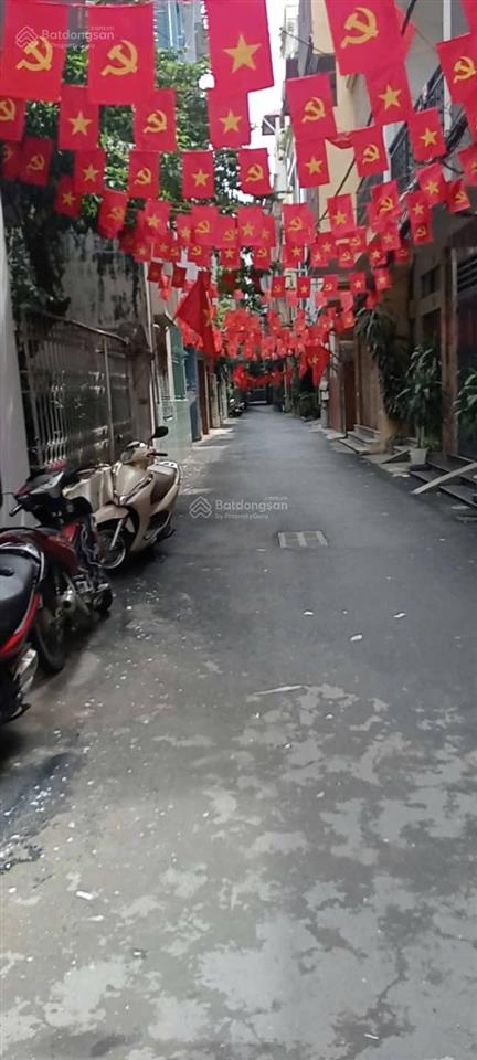Bán gấp nhà vị trí đẹp khu pl hoàng quốc việt, phùng chí kiên, cầu giấy. dt 60m2 giá 28,x tỷ