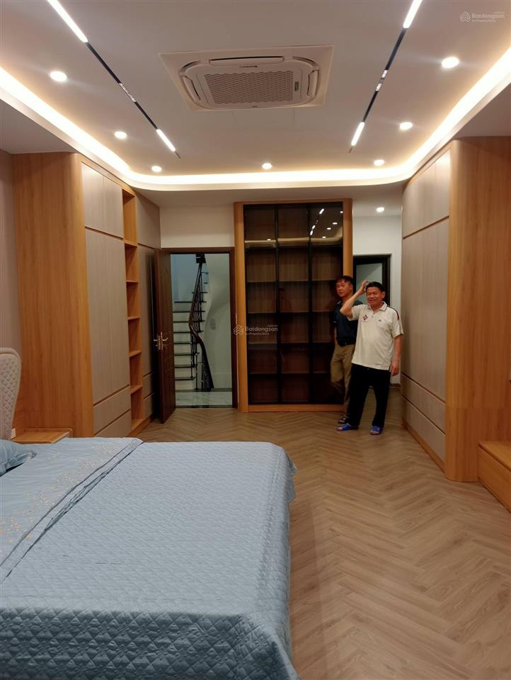 Bán nhà pl quân đội phùng chí kiên hoàng quốc việt cầu giấy dt 60m2 xây 7 tầng thang máy giá 28tỷ9