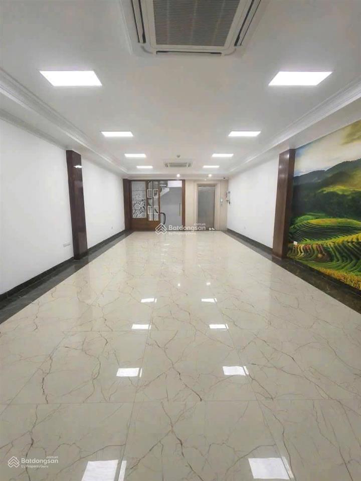Chính chủ bán gấp tòa văn phòng 9 tầng giá chỉ hơn 4x tỷ. diện tích 60m2 xây 9 tầng thang máy