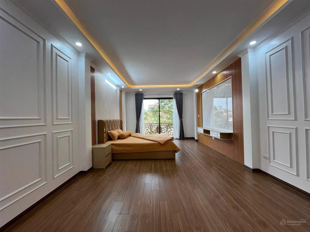 Bán căn nhà chia lô vị trí đẹp ngõ 353 an dương vương phú thượng tây hồ dt 55 m2 x 6 tầng 15,5 tỷ