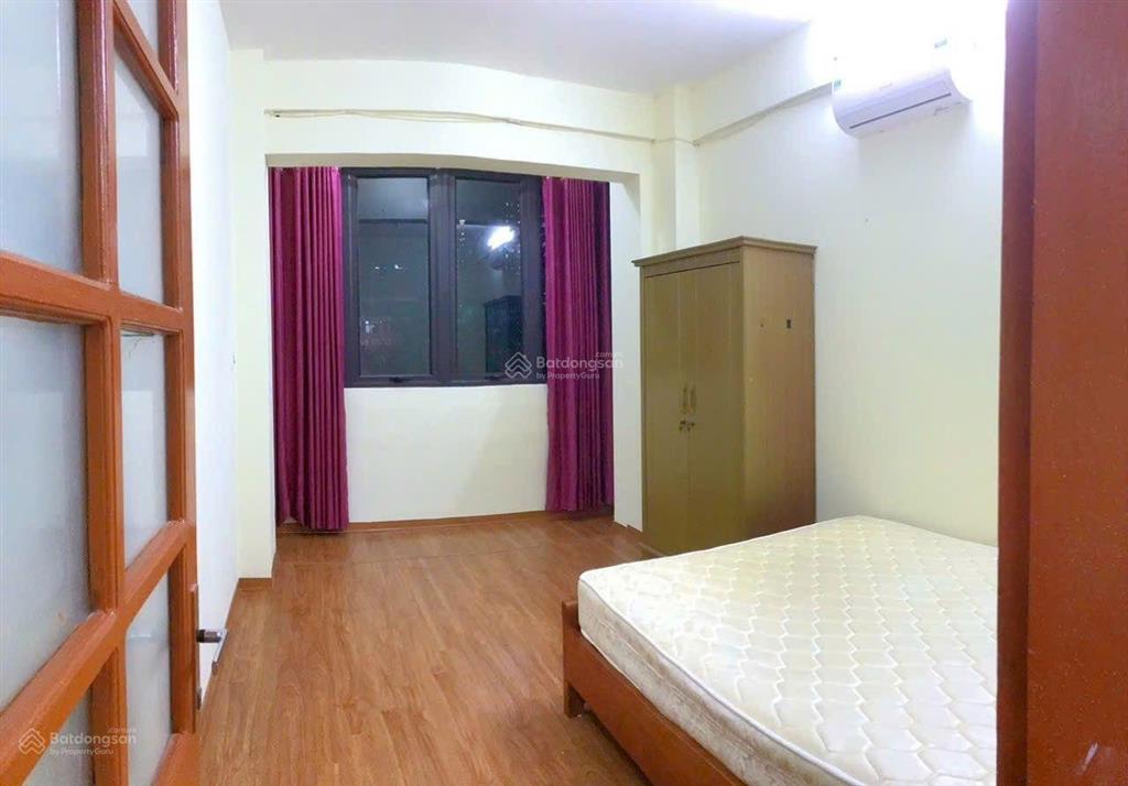 Căn hộ 70 m2, tòa n3b khu trung hòa  nhân chính, 2 phòng ngủ full nội thất giá 11 triệu/tháng