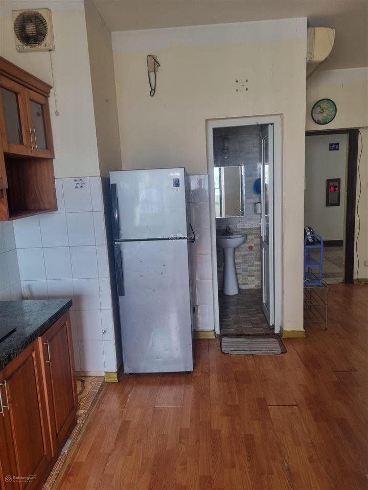 Căn hộ 70 m2, tòa n3b khu trung hòa  nhân chính, 2 phòng ngủ full nội thất giá 11 triệu/tháng