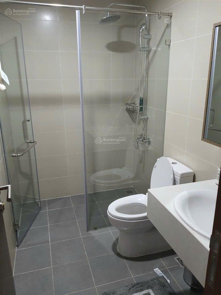 Căn hộ 70 m2, tòa n3b khu trung hòa  nhân chính, 2 phòng ngủ full nội thất giá 11 triệu/tháng