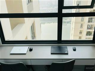 Bán căn hộ chung cư sổ đỏ chính chủ 73m2 , 2pn , 2 vs , full nội thất 9,1 tỷ