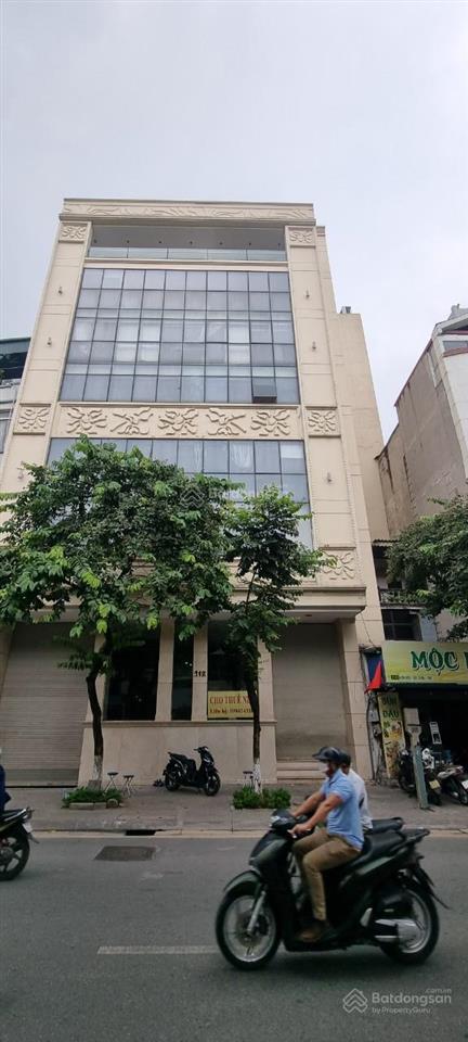 Bán cực phẩm vị trí kim cương mặt phố nhà thờ diện tích 65m2 mặt tiền 6m