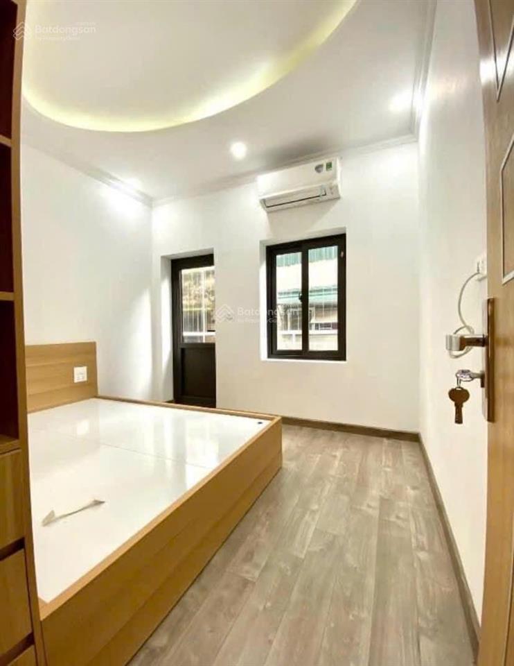 Cho thuê nhà thái hà, láng hạ, đống đa, 5 tầng, 50m2, 3pn, đủ đồ, mới ở ngay, ngõ ô tô, 18tr