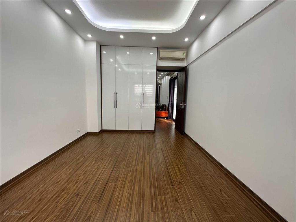 Cc cho thuê chcc vinaconex 1  289a khuất duy tiến, 100m2, 3pn, điều hòa, 12,5tr, tiện ở, làm vp