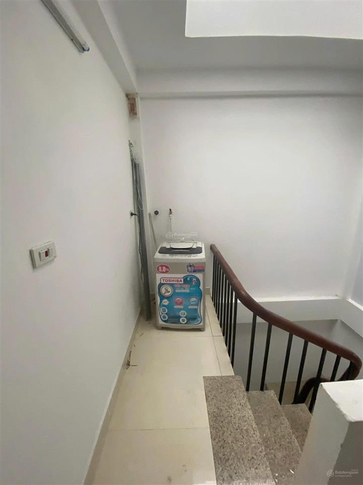 Cho thuê nhà mỹ đình, nam từ liêm, 30m2, 5 tầng, 3pn, đủ nội thất sạch đẹp, ở ngay, 12tr, ở gd nhóm