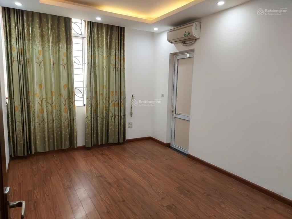 Cho thuê chcc trung hòa nhân chính, hoàng đạo thúy, 220m2 4pn, đh, 22,5tr, tiện văn phòng công ty