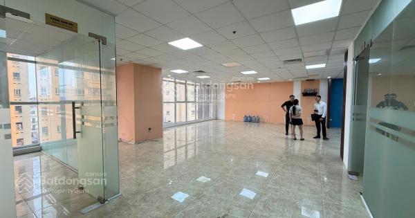 Cho thuê sàn văn phòng tòa chung cư vimeco sau big c trần duy hưng, 400m2 , giá 130 tr, cty,kdoanh