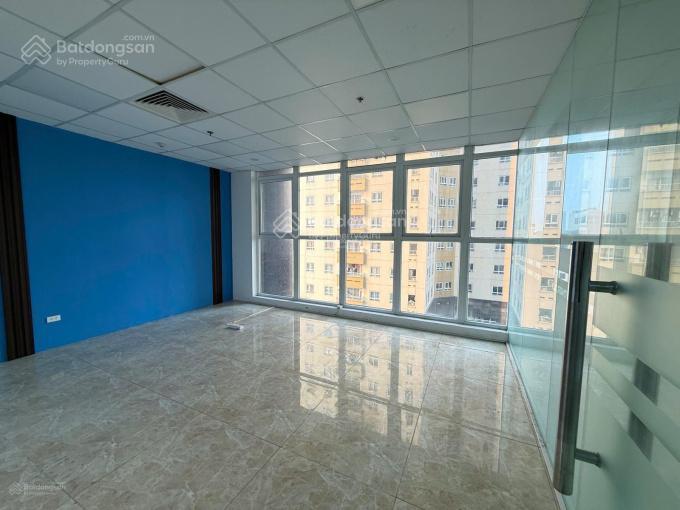 Cho thuê sàn văn phòng tòa chung cư vimeco sau big c trần duy hưng, 400m2 , giá 130 tr, cty,kdoanh