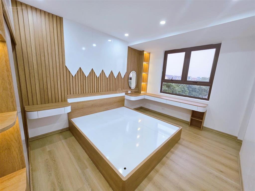 Chỉ với giá  4,x tỷ, bạn đã có ngay căn hộ 2 ngủ,2 vệ căn góc siêu đẹp, kdt chức năng tây mỗ