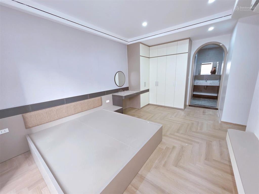 Cần bán nhanh căn hộ chung cư toà ct31 khu đô thị mễ trì hạ,( đối diện kengnam, phạm hùng) hn