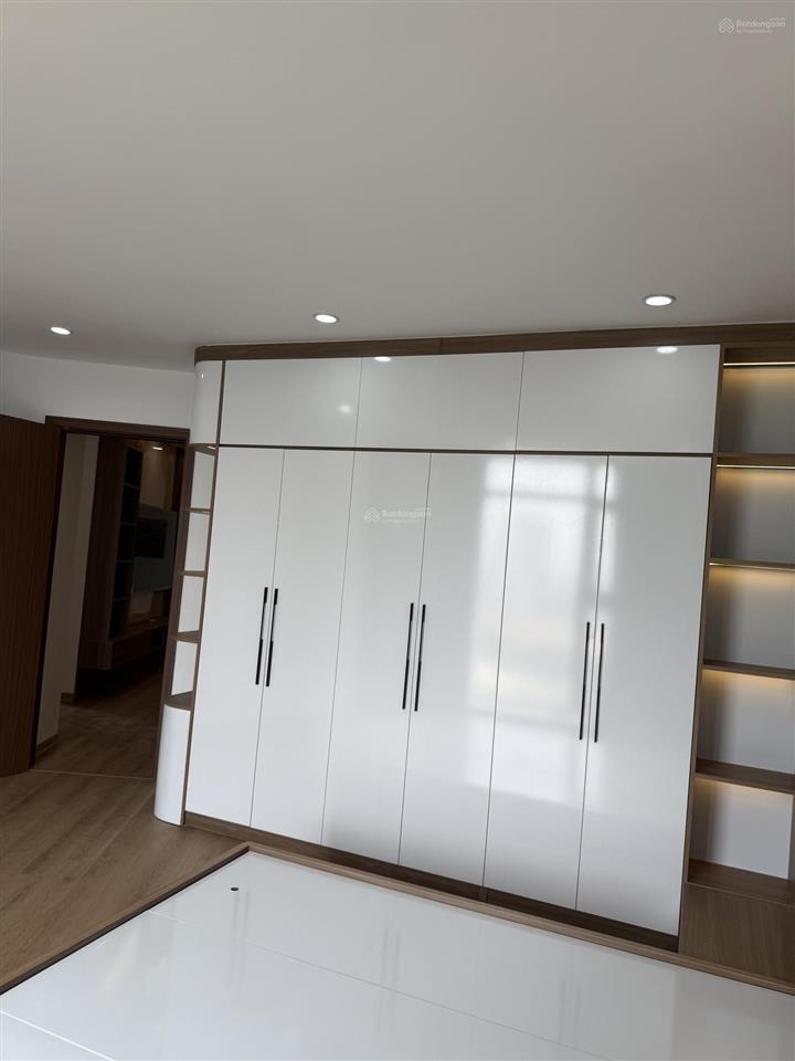 Chủ nhà cần tiền gửi bán nhanh căn hộ tòa ct5b khu đô thị mễ trì thượng, nam từ liêm, hà nội