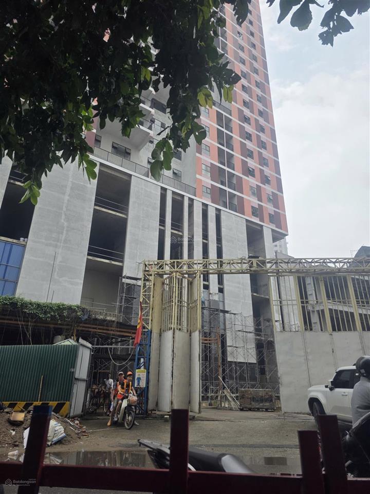 Chỉ với giá 3,x tỷ, bạn đã có ngay căn hộ 2 phòng ngủ, 2 vệ sinh, căn góc siêu đẹp, view thoáng