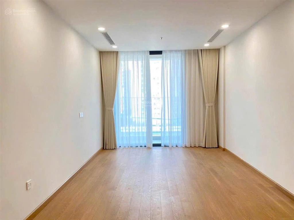 Do không có nhu cầu ở em cần cho thuê lại căn hộ 2 ngủ,2 vệ sinh, khu đô thị văn khê, hà đông, hà n