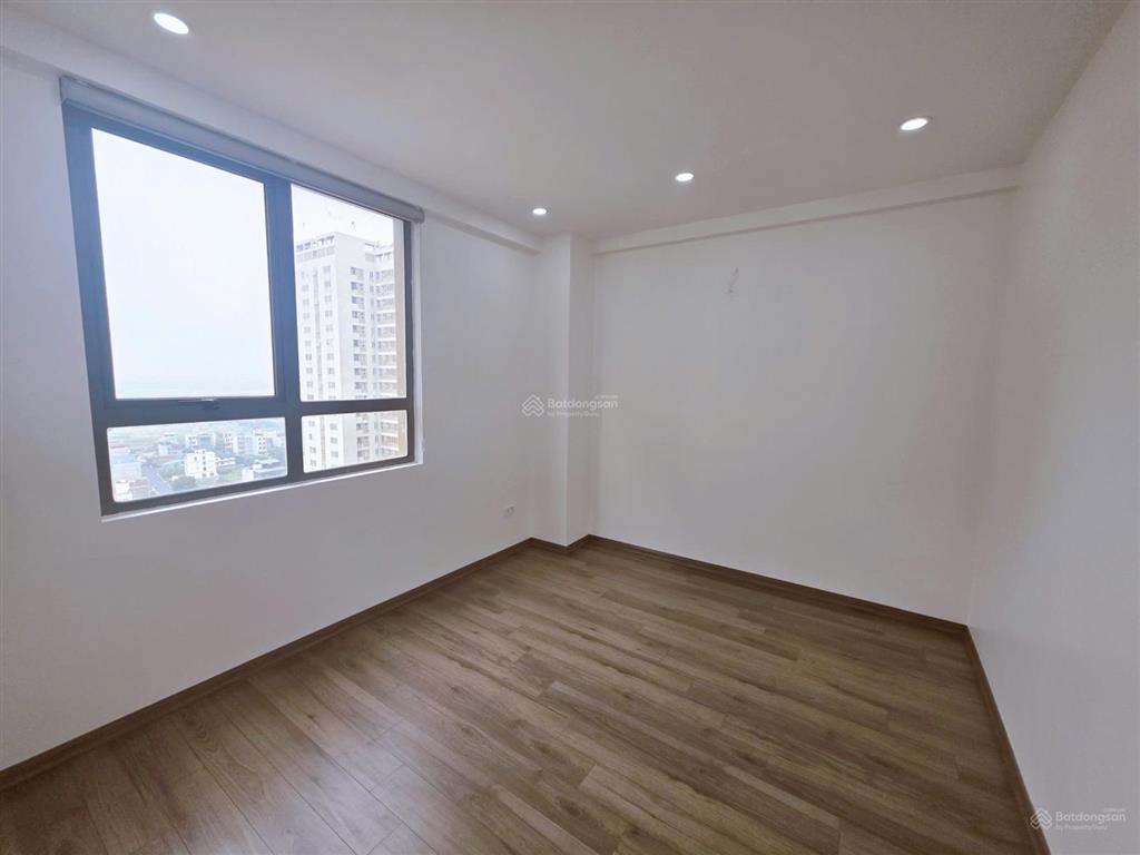 Do không có nhu cầu ở em cần cho thuê lại căn hộ 2 ngủ,2 vệ sinh, khu đô thị văn khê, hà đông, hà n