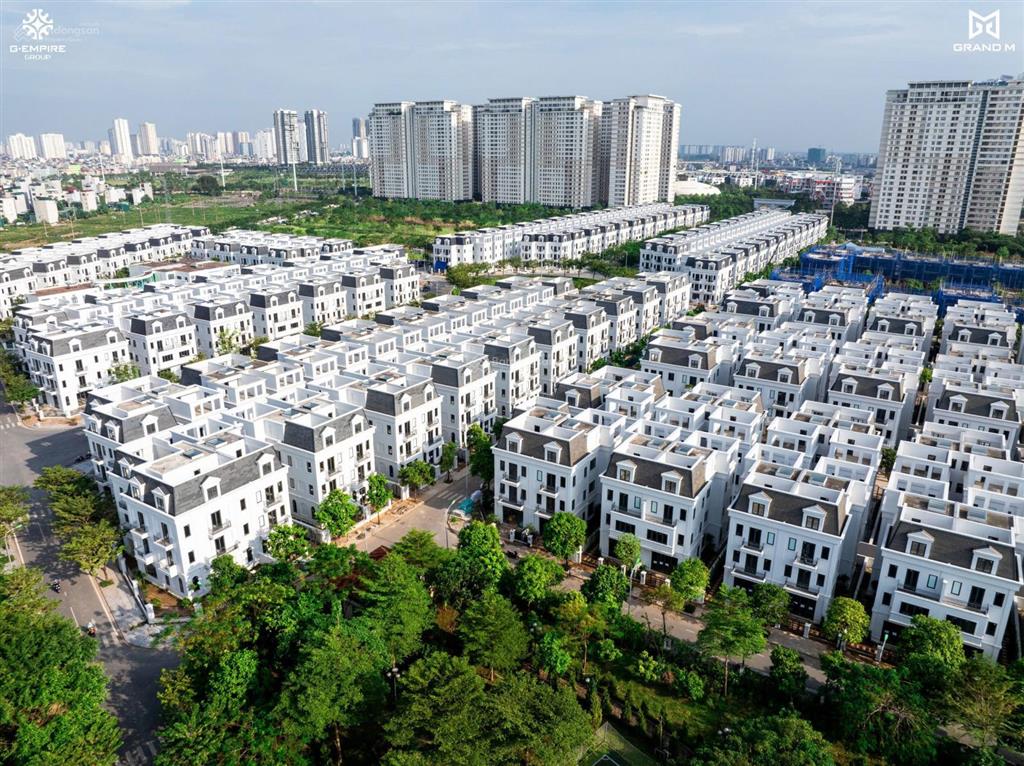 Chính chủ gửi bán căn liền kề view trường học gần chung cư vị trí siêu đẹp