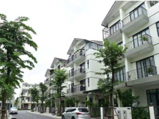 Chính chủ gửi bán căn liền kề view trường học gần chung cư vị trí siêu đẹp