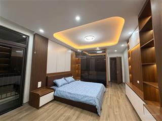 Bán nhà riêng 2, đường hoàng quốc việt, 55 tỷ, 130m2, xây 8 tầng lô góc giá cực chất, chính chủ