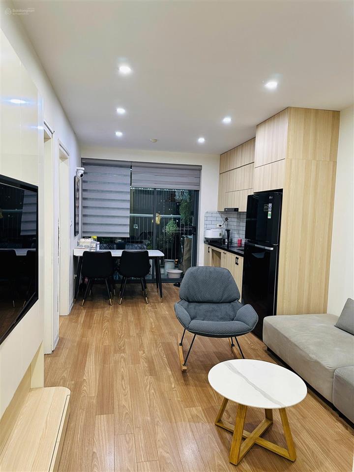 Cần bán căn hộ toà 24 nguyễn khuyến, văn quán, 2pn, 2vs.  kiều thuý 0949 170 ***