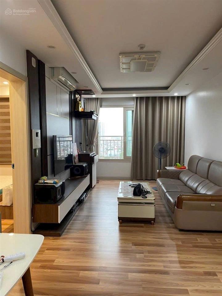 Bán căn hộ tòa xuân mai, mỗ lao, hà đông
dt 80m, tk 2pn, 2vs.  kiều thúy 0949 170 ***
