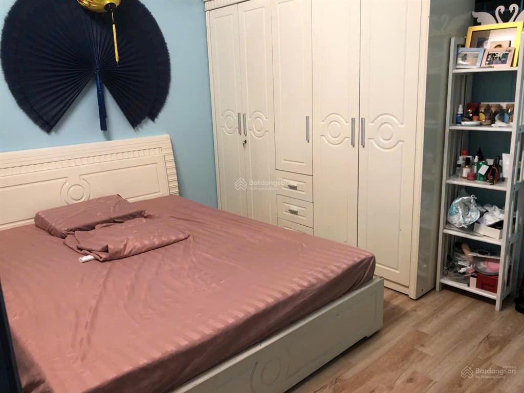 Cần cho thuê căn hộ 70m2, 2 ngủ, 1 vs tòa ct văn quán hà đông giá chỉ 10 triệu. . 0949 170 ***