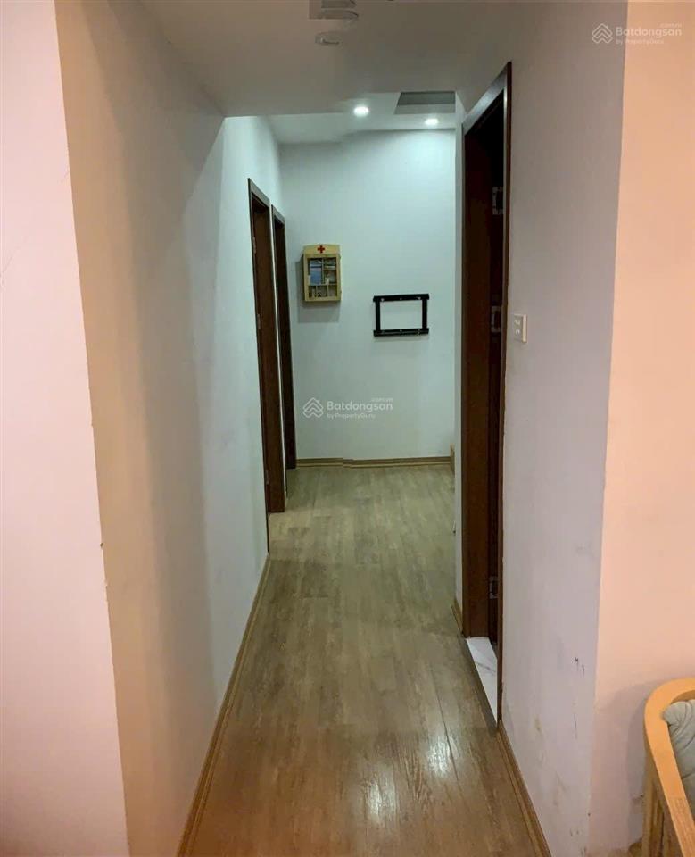 Cho thuê căn hộ 2pn, 2vs, toà ct 103 văn quán, giá 12 tr.  kiều thuý 0949 170 ***
