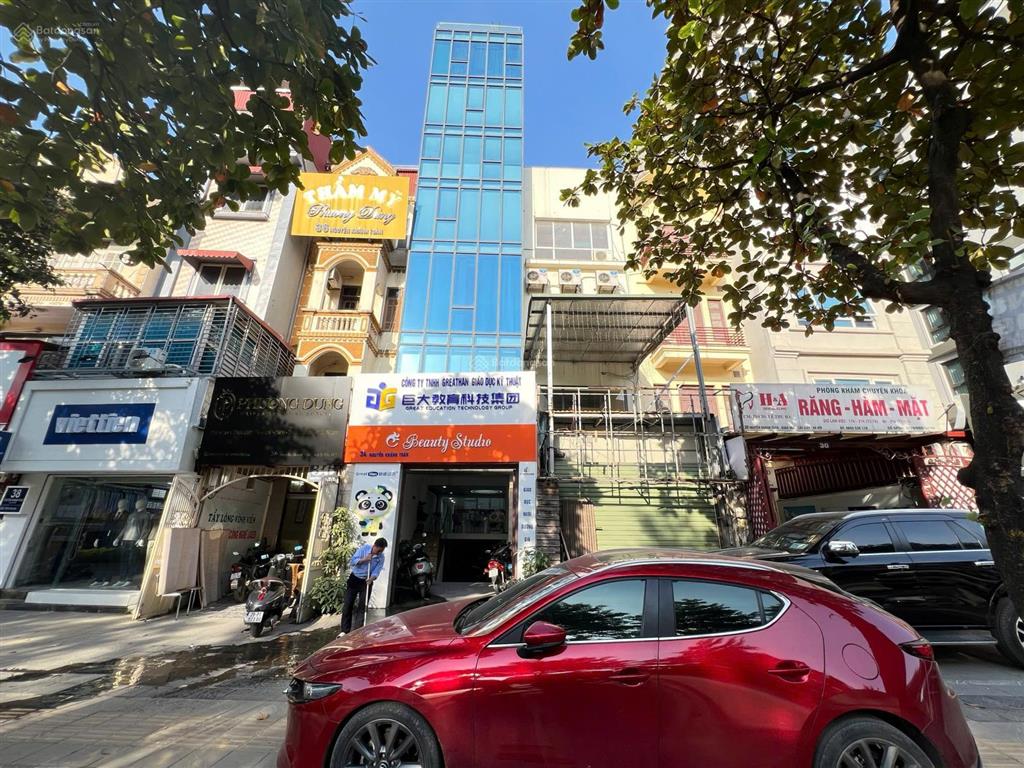 Bán nhà mặt phố nghĩa tân, hoàng quốc việt 42 tỷ 80m2 mặt tiền gần 5m xây 3 tầng 2 mặt thoáng